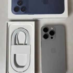 ★美品★iPhone 15 Pro 本体★（256GB）ナチュラルチタニウム