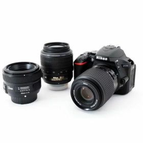【中古】 ニコン Nikon D5500 トリプルズームセット 美品 ストラップ付き 当店保証30日間 人気 ミラーレス 一眼レフ 交換レンズ カメラ