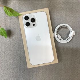 新品同様 iPhone 16ProMax 512GB ホワイト 国内版 SIMフリー送料無料