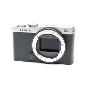 【中古】 《新同品》 Panasonic LUMIX S9 ボディ DC-S9-S ダークシルバー [ デジタルカメラ ]