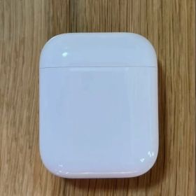 AirPods 第2世代 MV7N2J/A (充電ケース付き) 新品 3,080円 中古