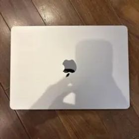 【美品】MacBookAir2025 13インチ M4 256GB