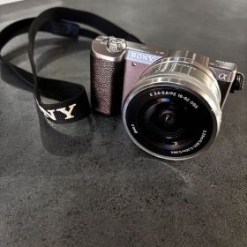 N*み様 SONY α5100 ミラーレス一眼 カメラ