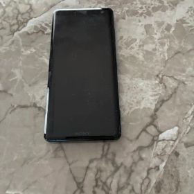 Xperia XZ3 SOV39 ブラック