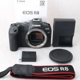 ☆新品級・ショット数2000☆ Canon キヤノン EOS R8 ボディ ミラーレス一眼 #R532