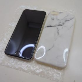 iPhone SE 第2世代 ホワイト 64GB 6