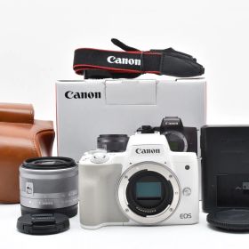 ■ 特上美品 ■ キヤノン Canon EOS Kiss M2 ホワイト ＋ EF-M 15-45mm 3.5-6.3 IS STM レンズキット 《動作確認済・付属品多数》#A0850