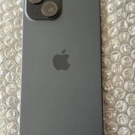 iPhone 15 ブラック 中古 63,000円 | ネット最安値の価格比較 プライス