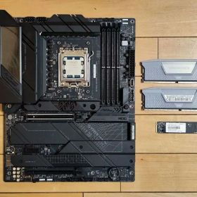 ASUS ROG X670E-F 9800X3D 32GB SSD 1TB他