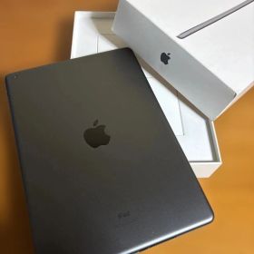 Apple iPad第9世代スペースグレー 本体