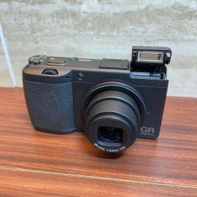 RICOH GR Ⅱ 新品 64,500円 中古 19,800円 | ネット最安値の価格比較