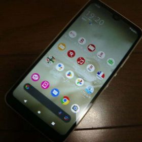 AQUOS wish アイボリー 楽天モバイル SH-M20 4GB 64GB