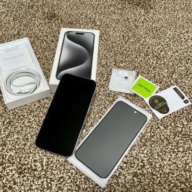 【美品/+5千円分】iPhone 15 Pro 256GB ホワイトチタニウム