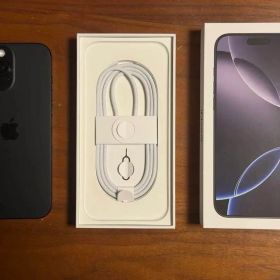 Apple iPhone 16 Pro Maxブラックチタニウム