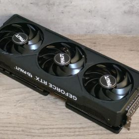 GeForce RTX 4070 Ti 搭載グラボ 新品 179,200円 中古 67,000円