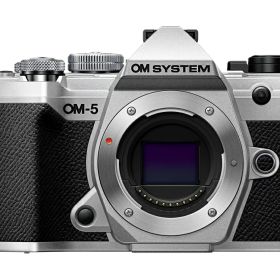 【新品/取寄品】OM SYSTEM OM-5 ボディ シルバー ミラーレス一眼カメラ オーエムシステム