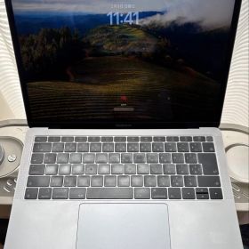 MacBook Air 13インチ 2018 /8GB /256GB 状態良好