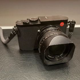 Leica Q2