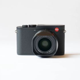 Leica Q2 整備済み