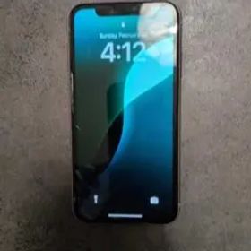 Apple iPhone 11 ラベンダー docomo simロック