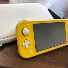 NintendoSwitch Lite 本体 ゲーム 任天堂 ケース イエロー