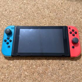 Nintendo Switch 本体 青/赤