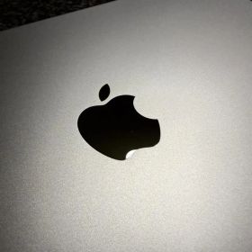 MacBook Pro M2 Max 96GBメモリ 8TB SSD 14インチ