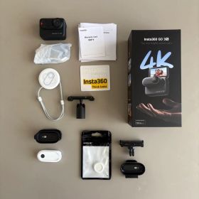 【美品】Insta360 GO 3S 4K 128GB 黒 多数おまけつき
