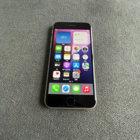 iPhone SE2 128GB simフリー 美品 完動品