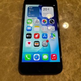 Apple／iPhone SE(第2世代)／ブラック／64GB