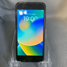 美品 国内版 SIMフリー iPhoneSE 第三世代 64GB ミットライト色