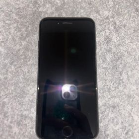 Apple iPhone 7 ブラック