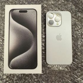 iPhone 15 Pro 256GB ホワイトチタニウム SIMフリー