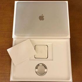 【ジャンク品】MacBook Pro 13 2017 トップケース新品交換済