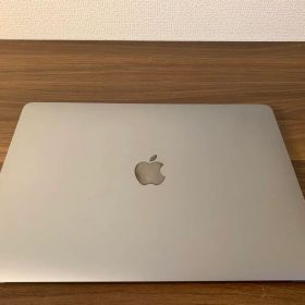 Apple MacBook Pro 13インチ2017