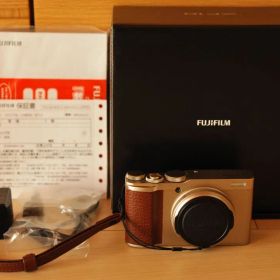 XF10 新品 123,456円 中古 80,800円 | ネット最安値の価格比較