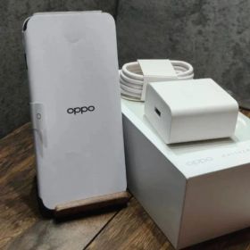 美品 OPPO find x8s 16GB 512GB simフリー スマホ
