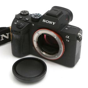 【中古】【並品】ソニー α7 III ILCE-7M3 ボディ（センサー清掃済み） CA01-B4230-3W2B SONY ソニー α Eマウント ミラーレス フルサイズ 手ブレ補正 4K対応