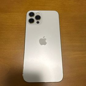 iPhone 12 Pro 本体