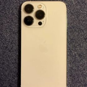 Apple iPhone 13 Proシルバー