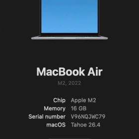 MacBook Air m2 13インチ16GB/512GB