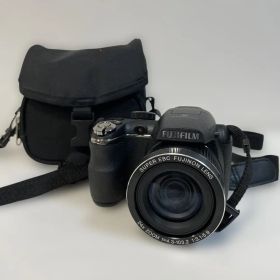 【ジャンク品】Fujifilm FinePix S3200 カメラ