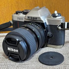 【美品】Nikon FM10 一眼レフ カメラセット レンズ付き フィルムタイプ