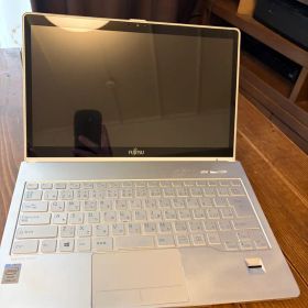 富士通 LIFEBOOK SH90/P