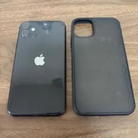Apple iPhone 11 ブラック ケース付き 128GB