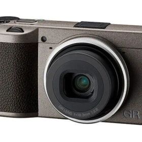 【新品】RICOH GR III Diary Edition [メタリックウォームグレー] コンパクト デジタルカメラ リコー 写真 機器