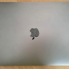 MacBook Pro 2016 13㌅Touch Bar 16GB/256GB