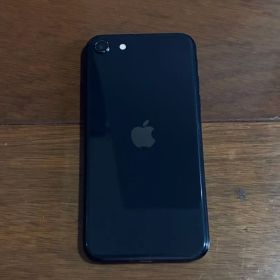 SIMフリー iPhone SE 第二世代 ブラック 64GB