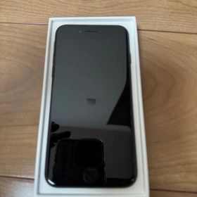 Apple iPhone SE (第2世代) ブラック 本体