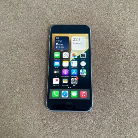 4125【早い者勝ち】美品☆電池新品☆iPhoneSE2 64GB SIMフリー
